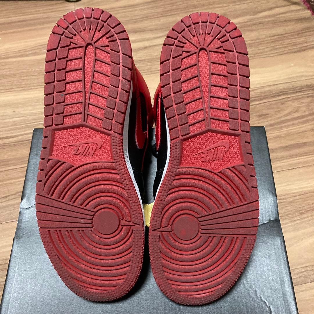 Nike Air Jordan 1 Mid (GS) 赤／黒 23.5㎝