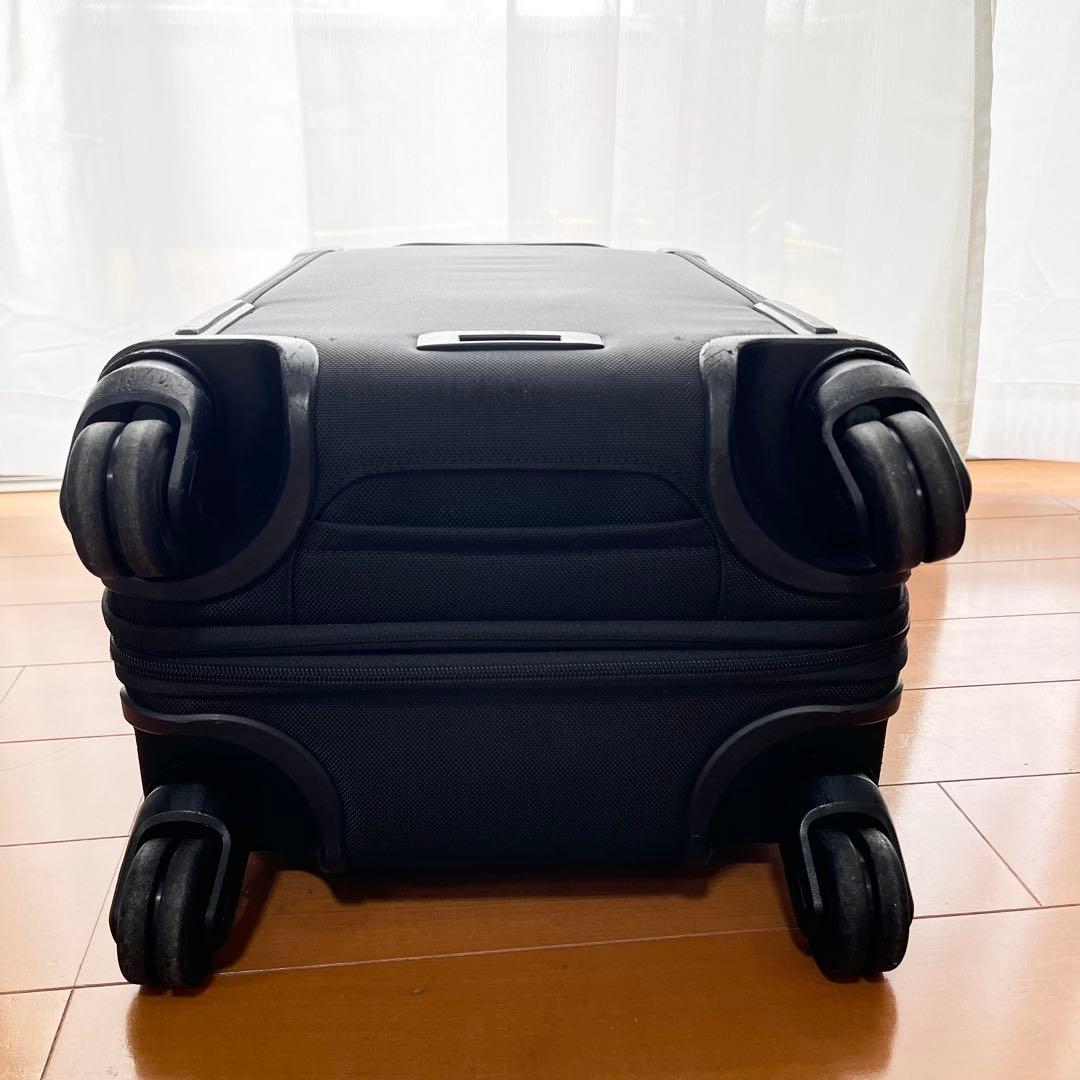 TUMI ALPHA インターナショナル デュアルアクセス ブラックゴールド