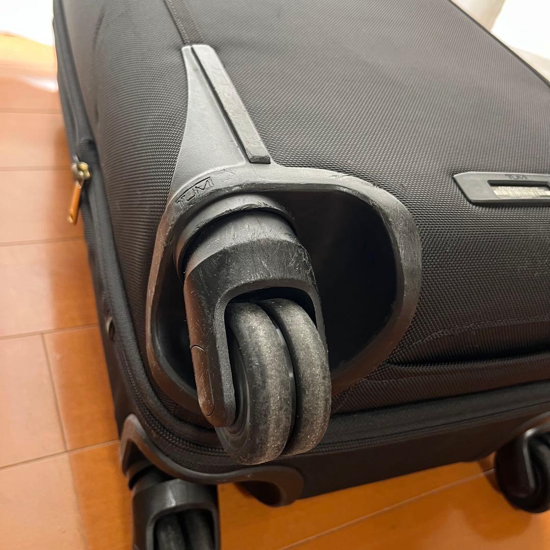 TUMI ALPHA インターナショナル デュアルアクセス ブラックゴールド