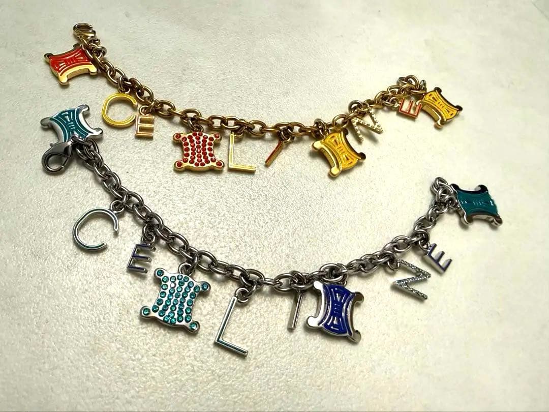 セリーヌ　ロゴ　ブレスレット　1本14000円 2本28000円