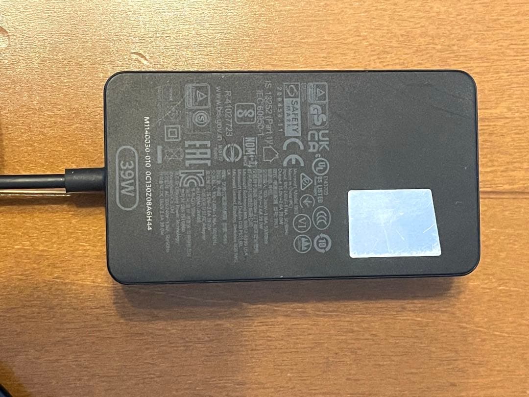 Surface Laptop 第7世代 13.8 16GB RAM 512GB