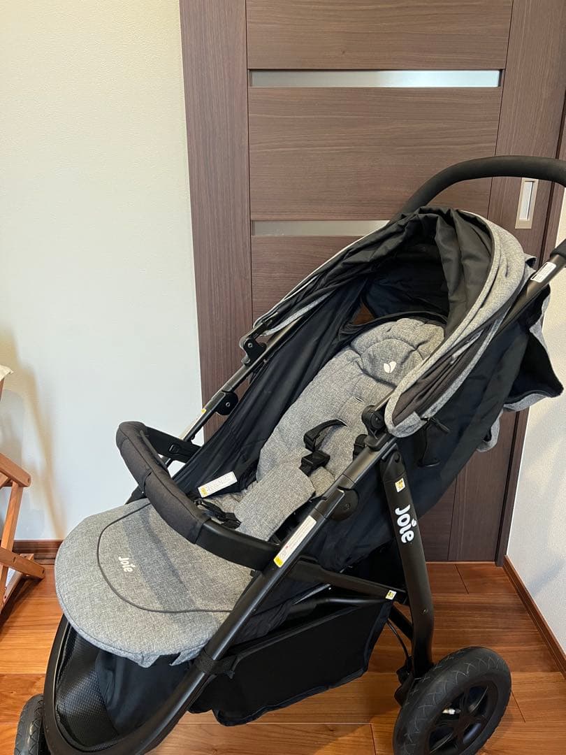 joie ベビーカー ライトトラックス　大型タイヤ　グレー