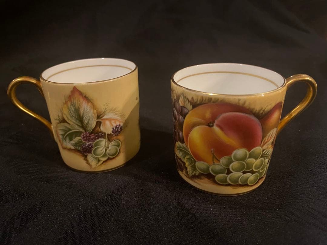 イングランド製　オーチャードゴールド　デミタスカップ＆ソーサー　27cmプレート