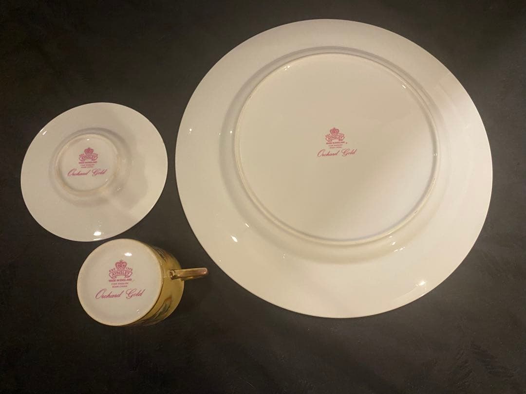 イングランド製　オーチャードゴールド　デミタスカップ＆ソーサー　27cmプレート