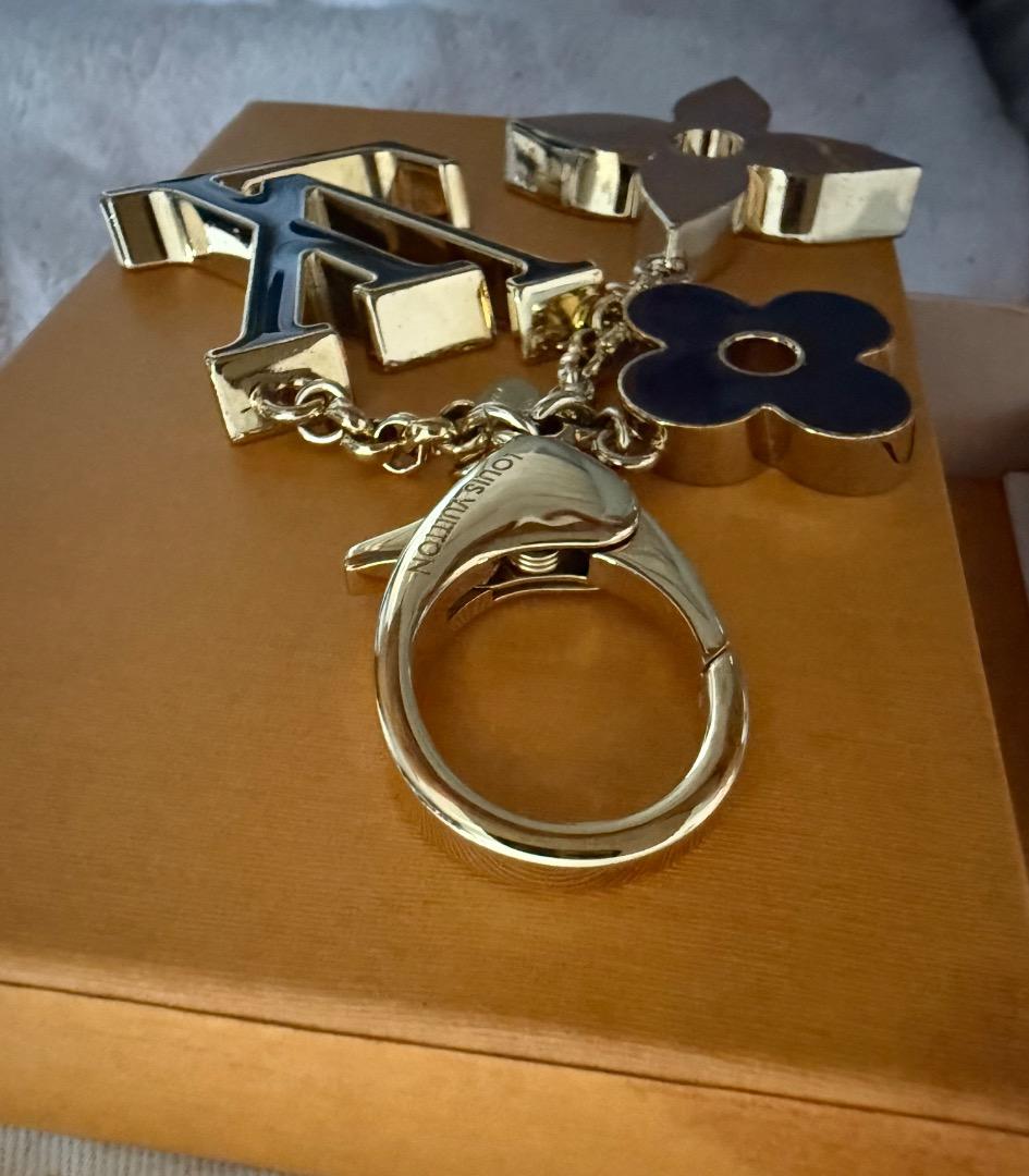 LOUIS VUITTON フルールドゥモノグラム M67119 キーホルダー