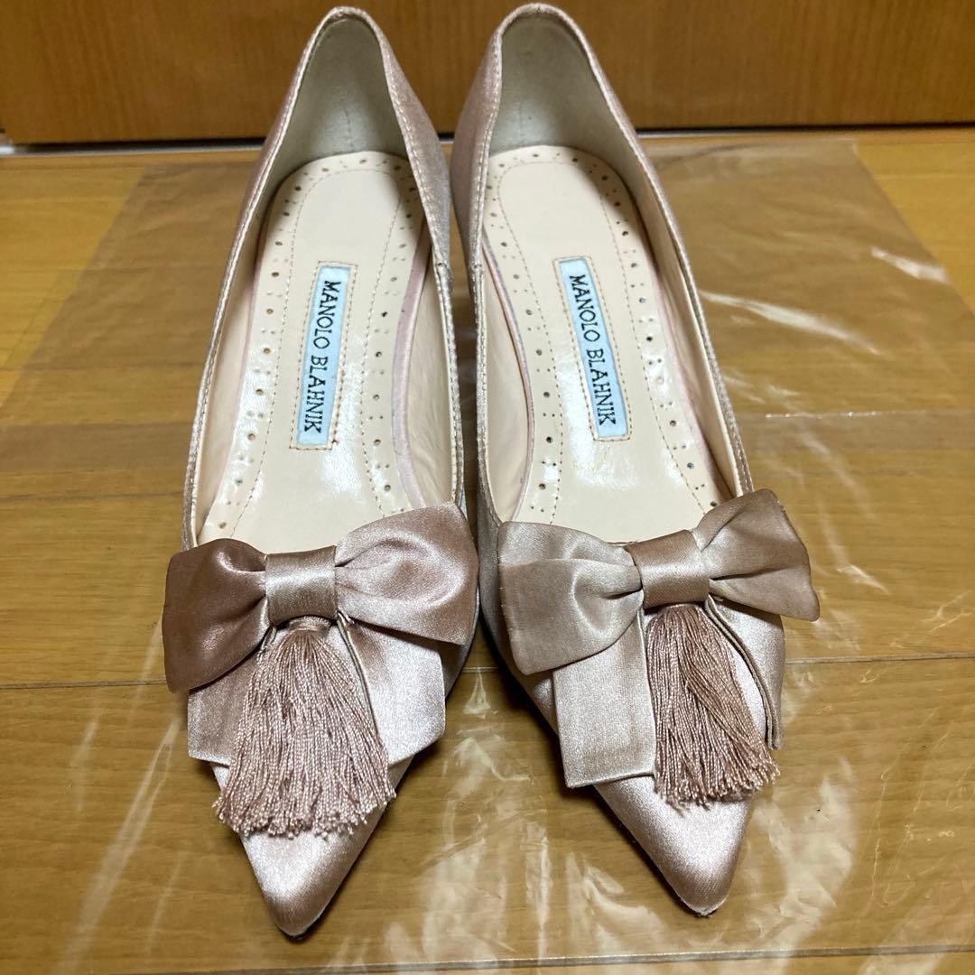 外観未使用級 マノロブラニク リボン フリンジ パンプス ヒール
