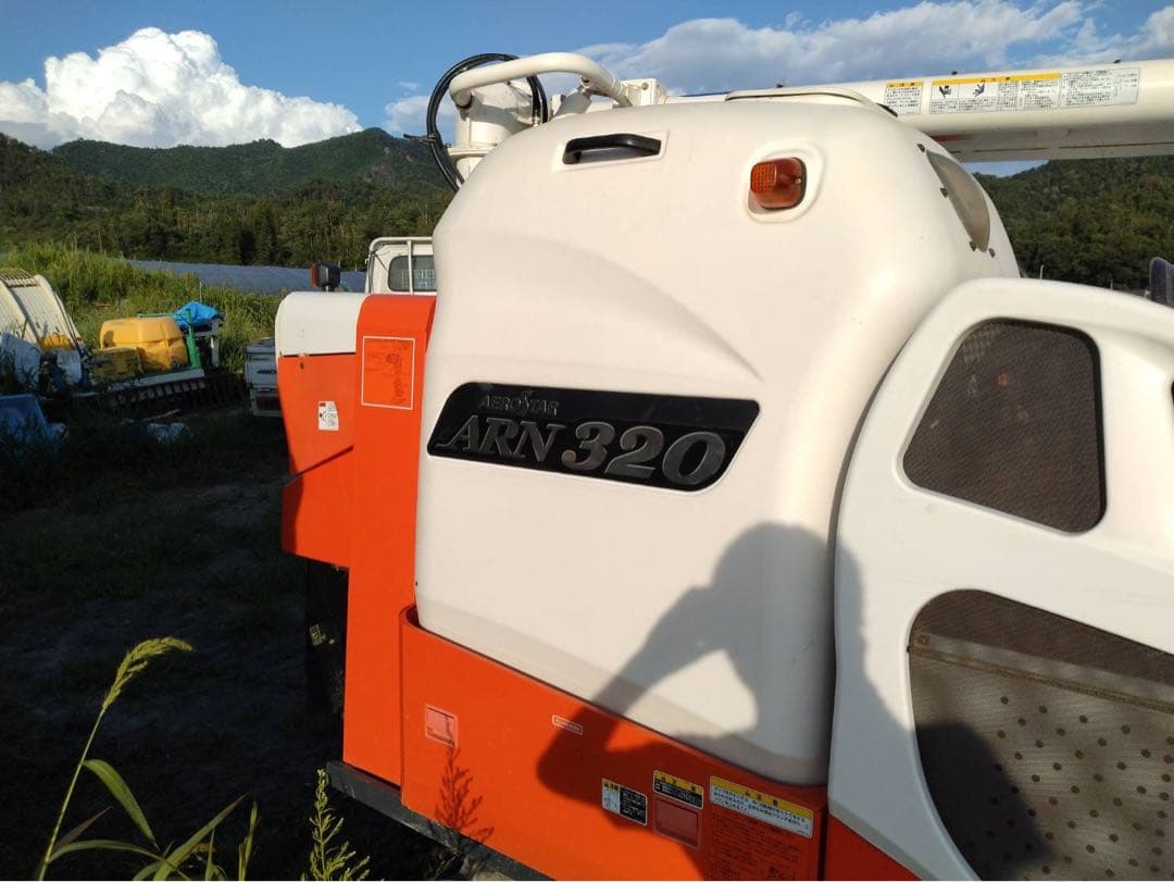 クボタコンバイン　ARN320