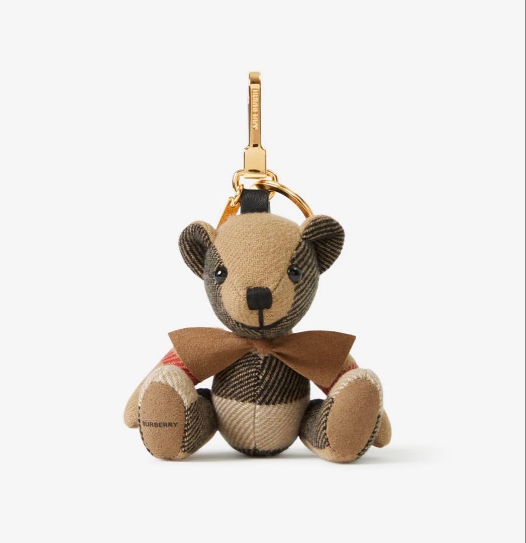 バーバリー　トーマスベア チャーム