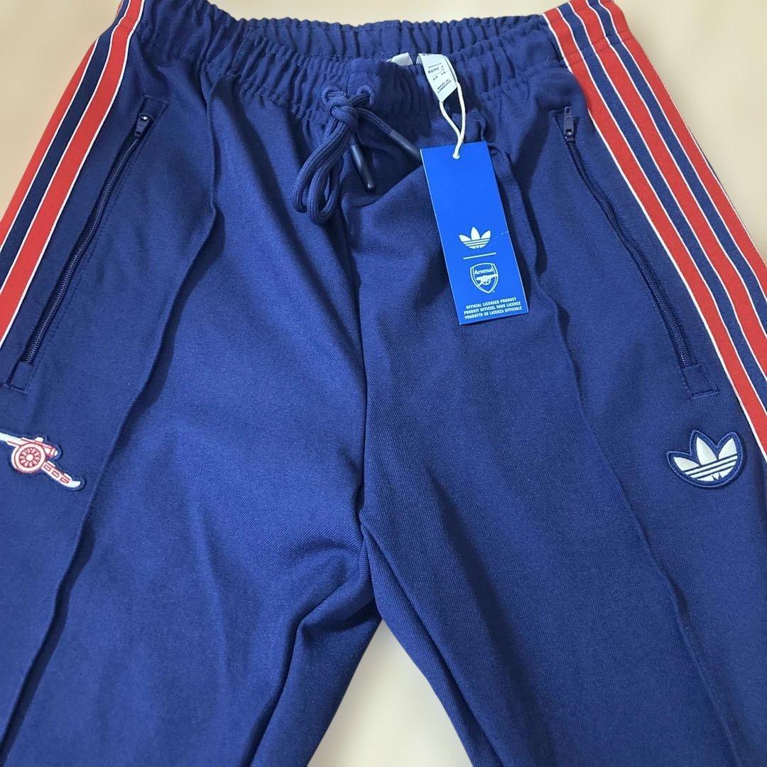 新品未使用タグ付き‼︎adidas ×アーセナル トラックパンツ　ジャージMサイズ