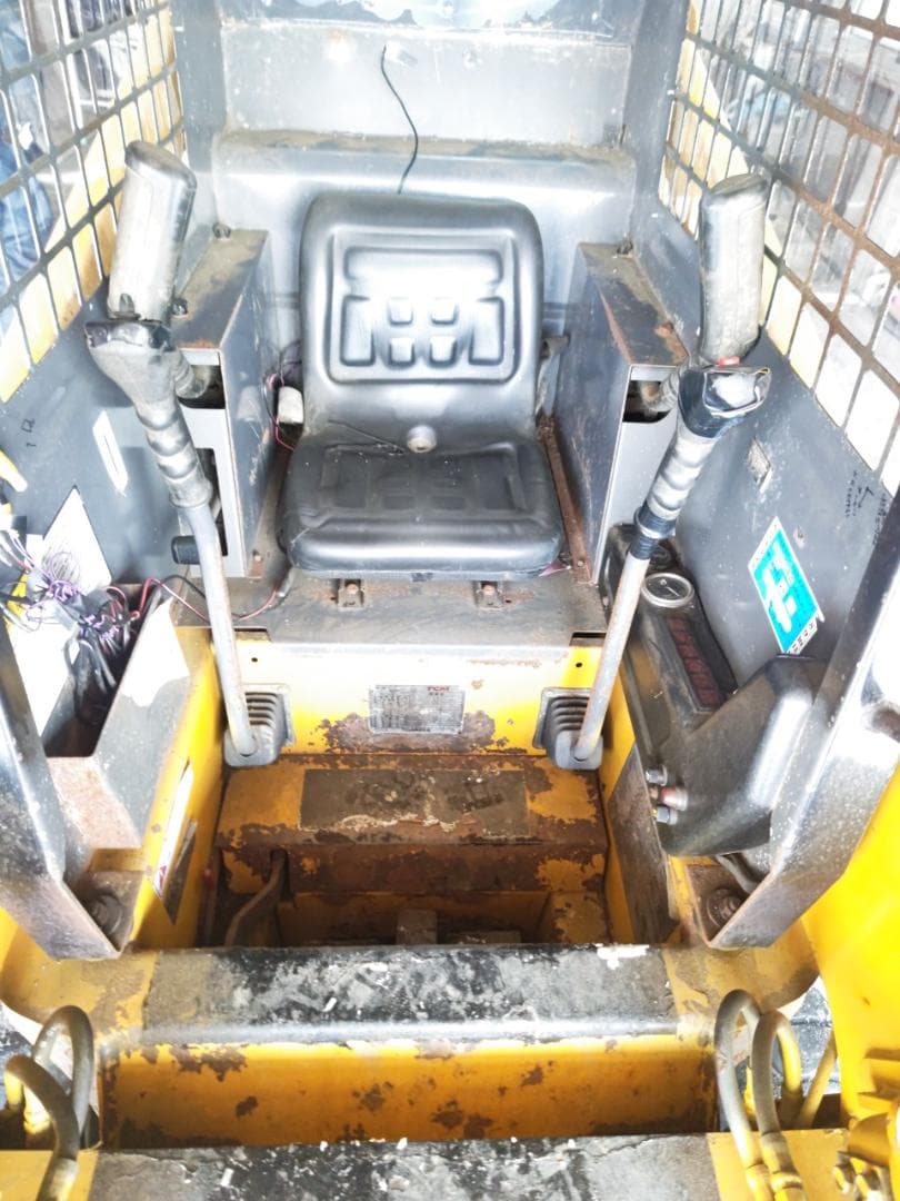 札幌より TCM SSL604 タイヤショベル スキッドステアローダー 4WD