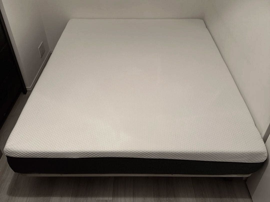 【引き取り優先】エマ・マットレス クイーン 高反発ウレタン