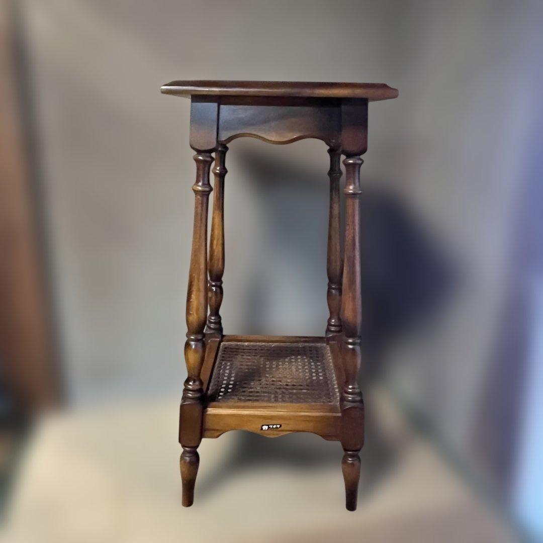 カリモク ナイトテーブル ラタン 花台 サイドテーブル 電話台