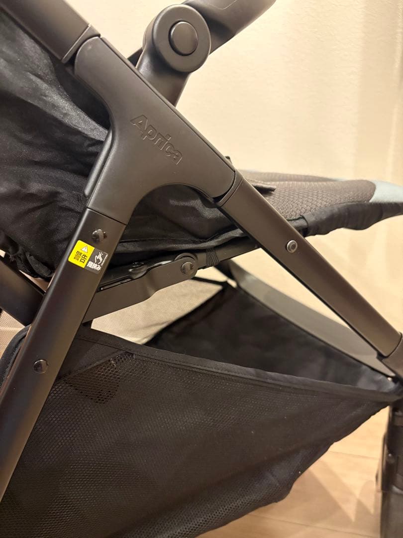 Viit ベビーカー 限定色　別売シートライナー付き　Aprica