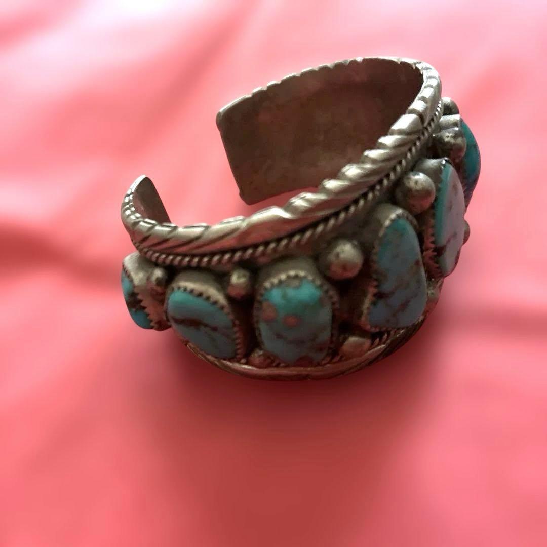 ★値下げ★天然ターコイズ 9連　ストーン　バングル NAVAJO ネイティブ