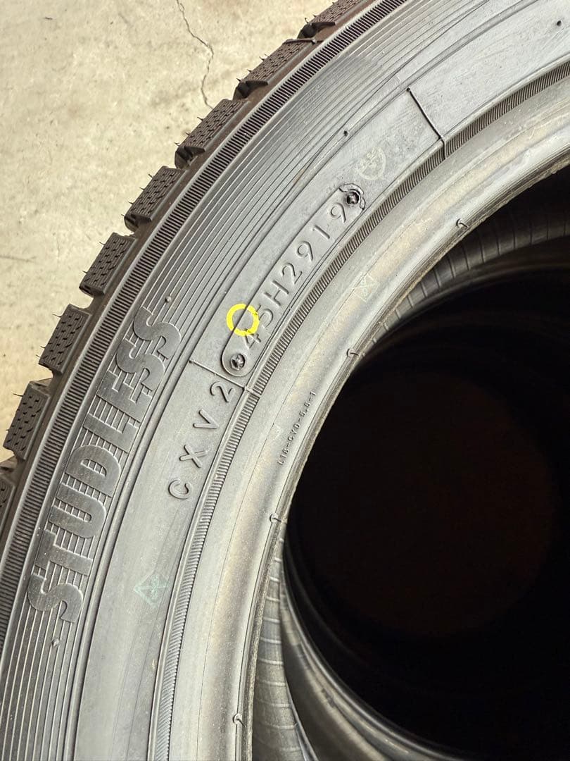 未使用　TOYO TX 215/50R18 4本　送料込