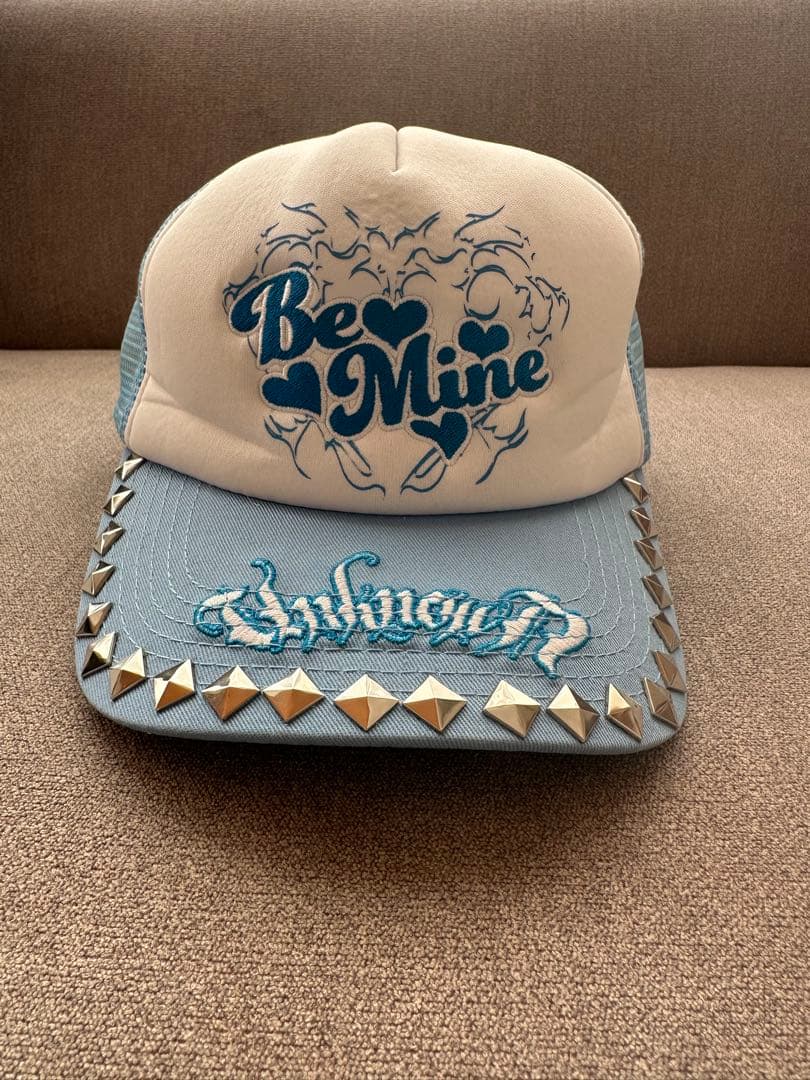 帽子 UNKNOWN LONDON Be Mine Trucker Cap