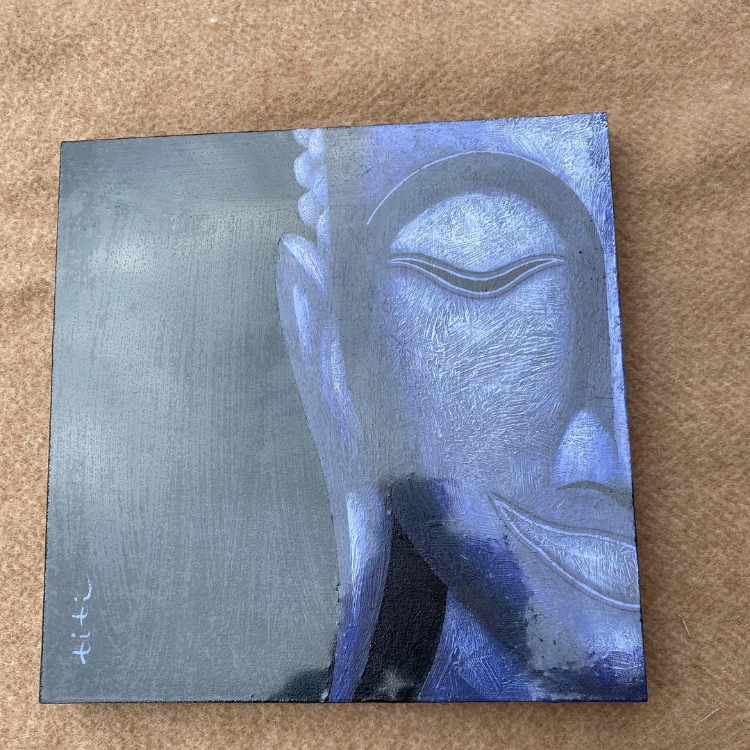 抽象的な仏像の絵画　TiTi作