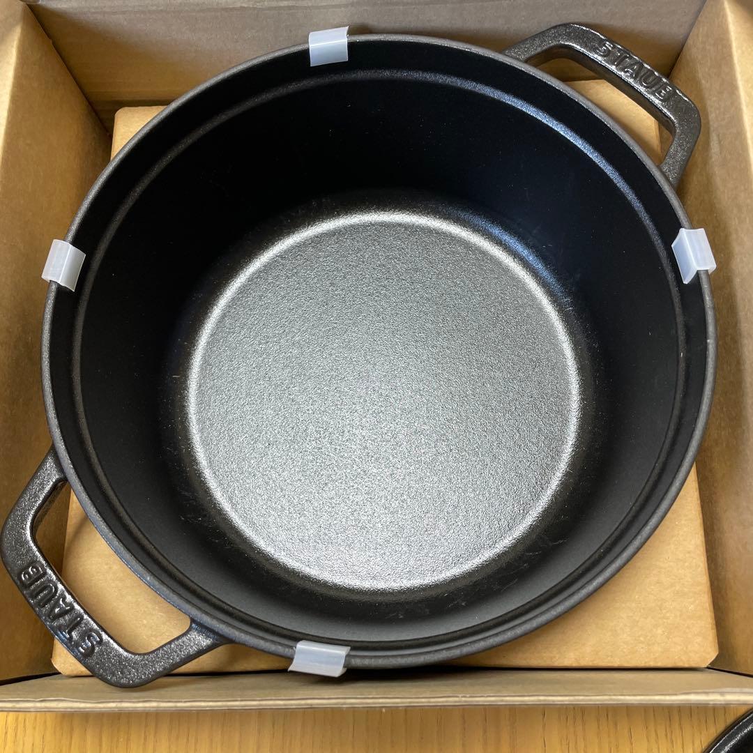 新品 ストウブ ピコココットラウンド24cm