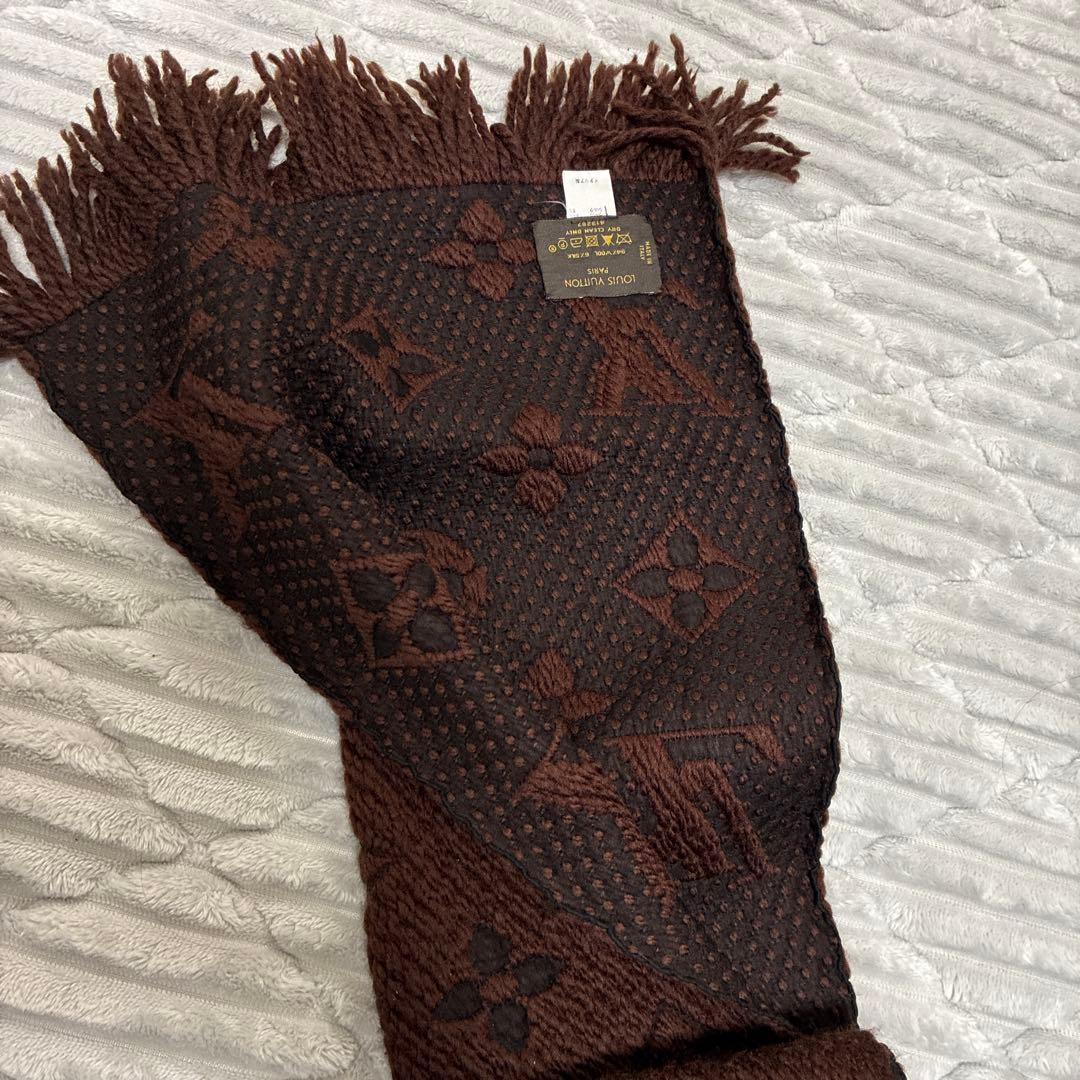 ルイヴィトン エシャルプ ロゴマニア マフラー ブラウン