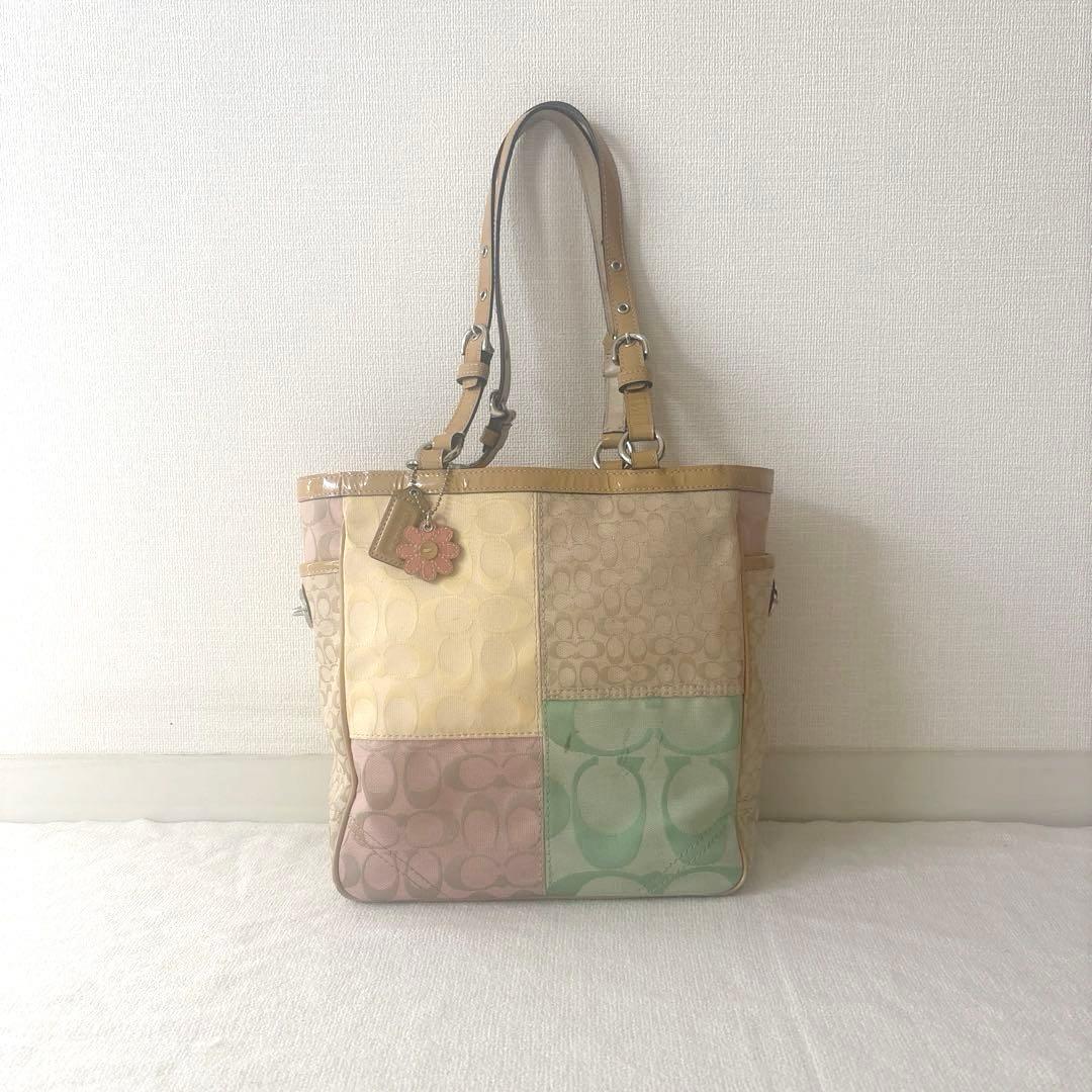 COACH コーチ　シグネチャー　トートバッグ　パッチワーク風　肩掛け