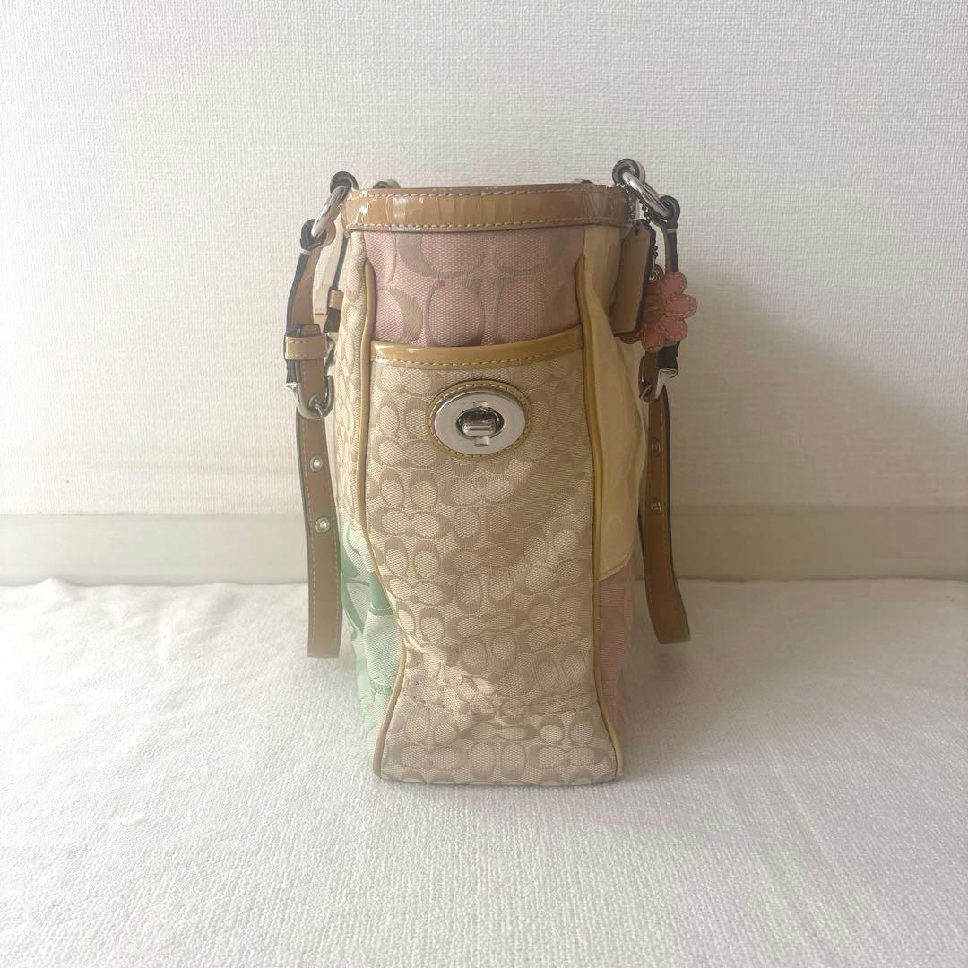 COACH コーチ　シグネチャー　トートバッグ　パッチワーク風　肩掛け