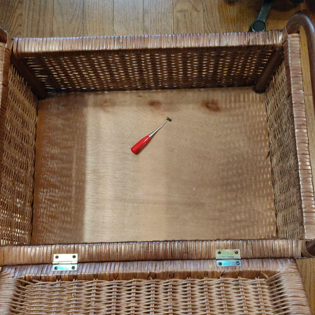 大きい籠　衣装箱　衣装ケース　おもちゃ箱　ランドリーバスケット　籐　ラタン　竹