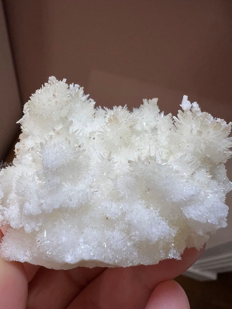 ホワイトアラゴナイト　霰石 　あられいし　水晶　自然石　鉱物標本①