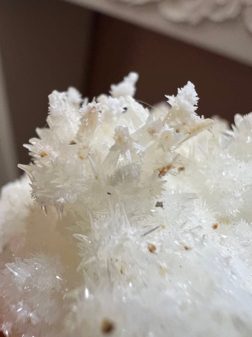 ホワイトアラゴナイト　霰石 　あられいし　水晶　自然石　鉱物標本①