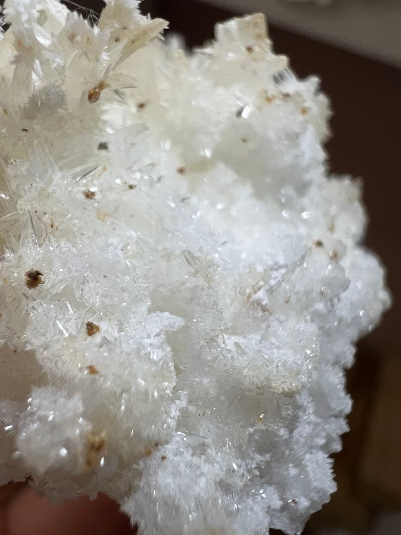 ホワイトアラゴナイト　霰石 　あられいし　水晶　自然石　鉱物標本①