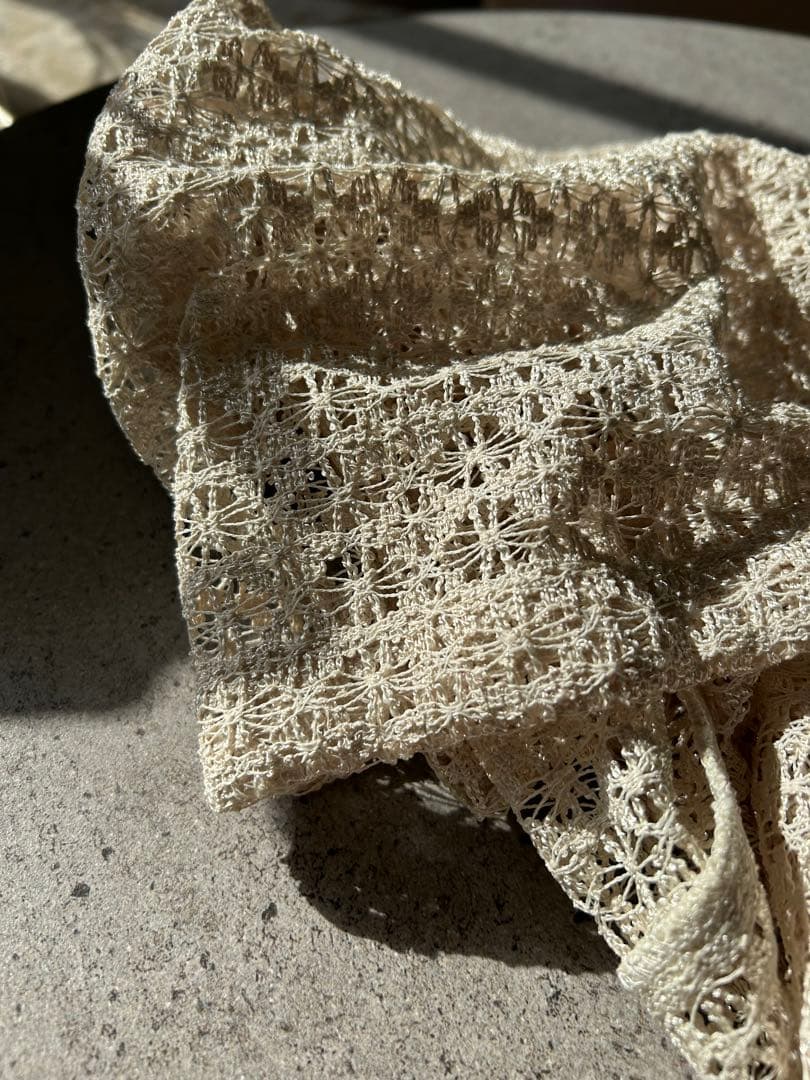 川島織物セルコンのレースカーテン2枚組