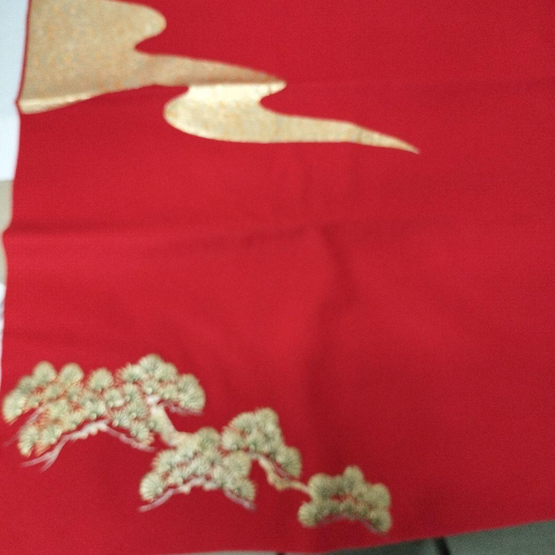 毛氈　赤金彩松流水　105×160