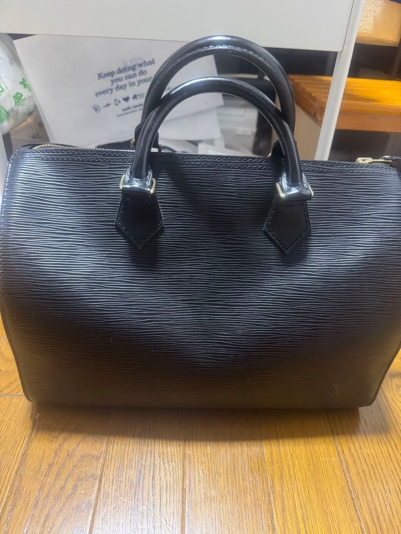 ルイヴィトンスピーディ30エピ黒