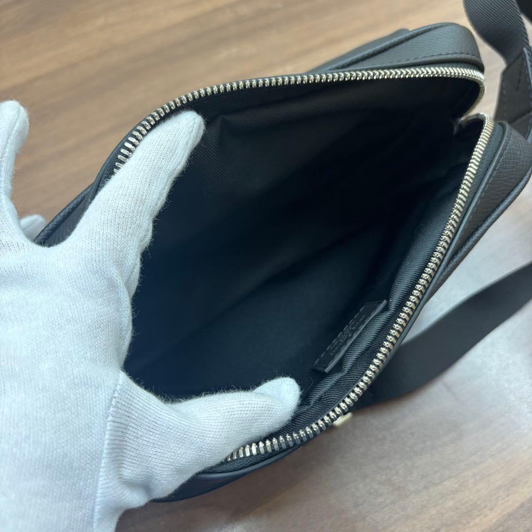 ルイヴィトン LOUIS VUITTON タイガ ボディバッグ ノワール