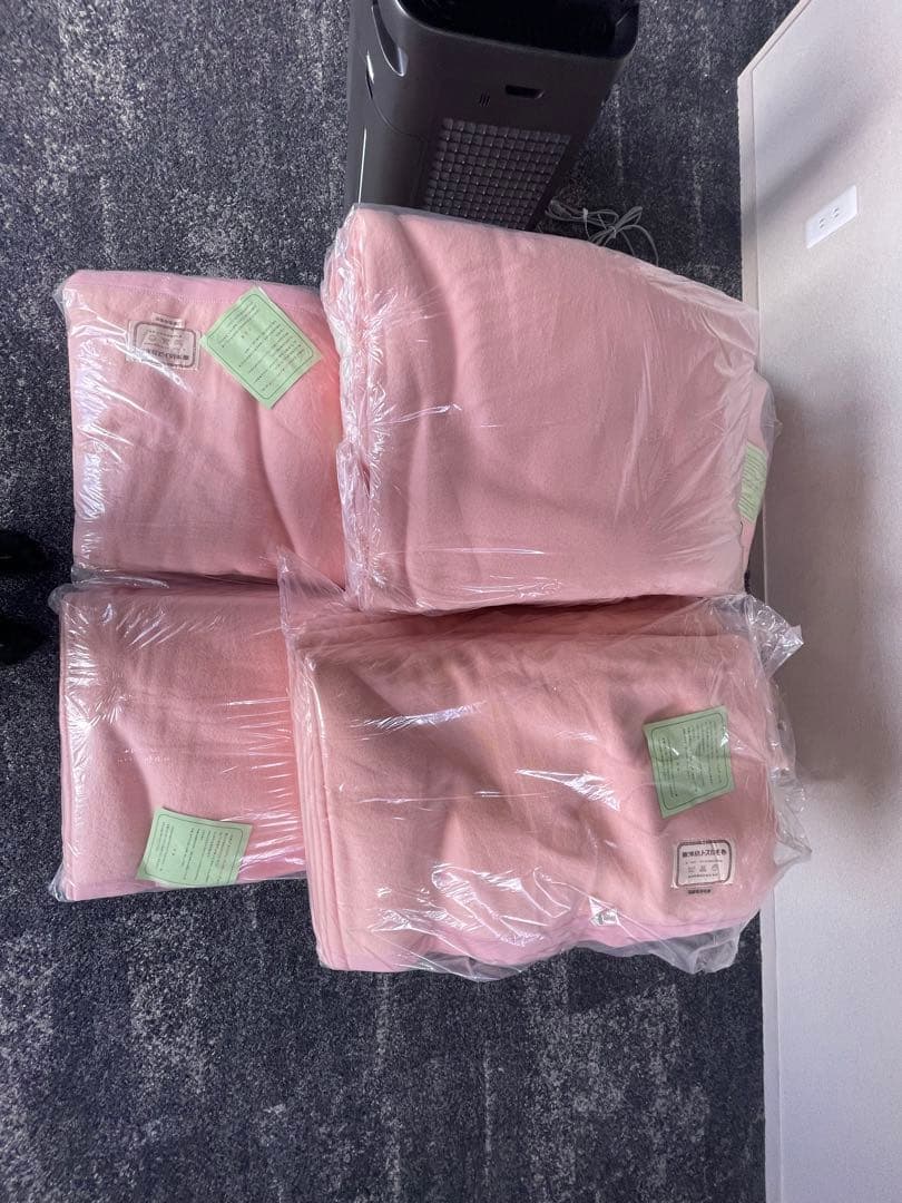 ピンクの毛布・高級毛布（ウール100%）10枚セット