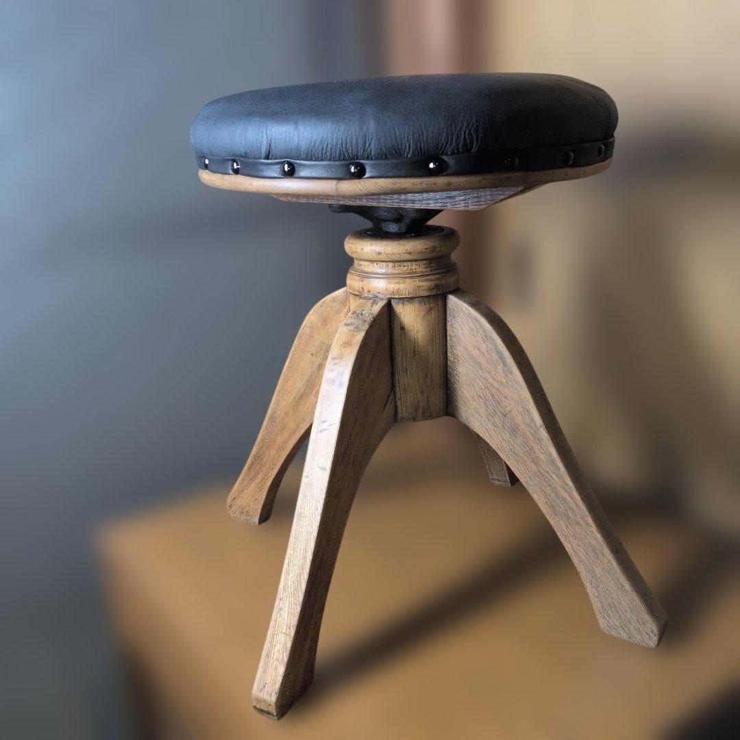 ブロカント古道具アンティークスツール　回転椅子　　 飾り台