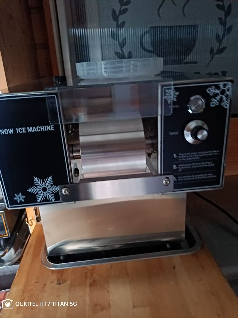 糸ピンスかき氷マシン　スノーパウダー　動作確認済