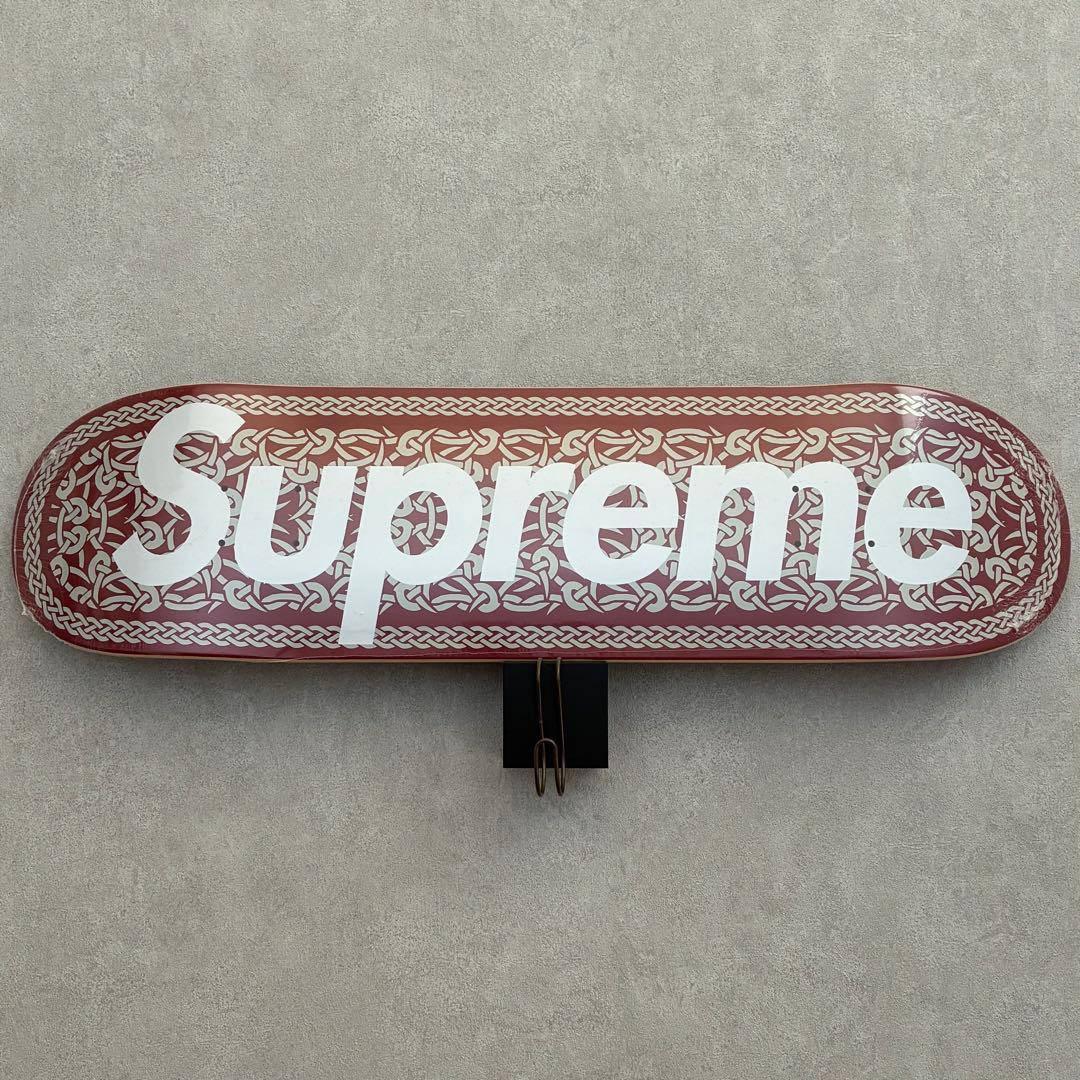 Supreme スケートボードデッキCeltic Knot Skateboard