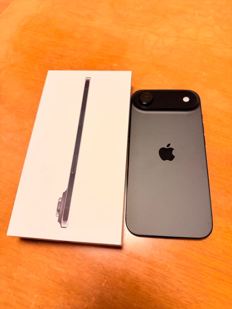 スンスン　iPhone Air SpaceBlack 256GB 本体