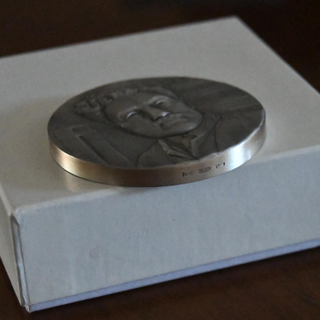 野口英世博士　純銀メダル　造幣局　１６２ｇ