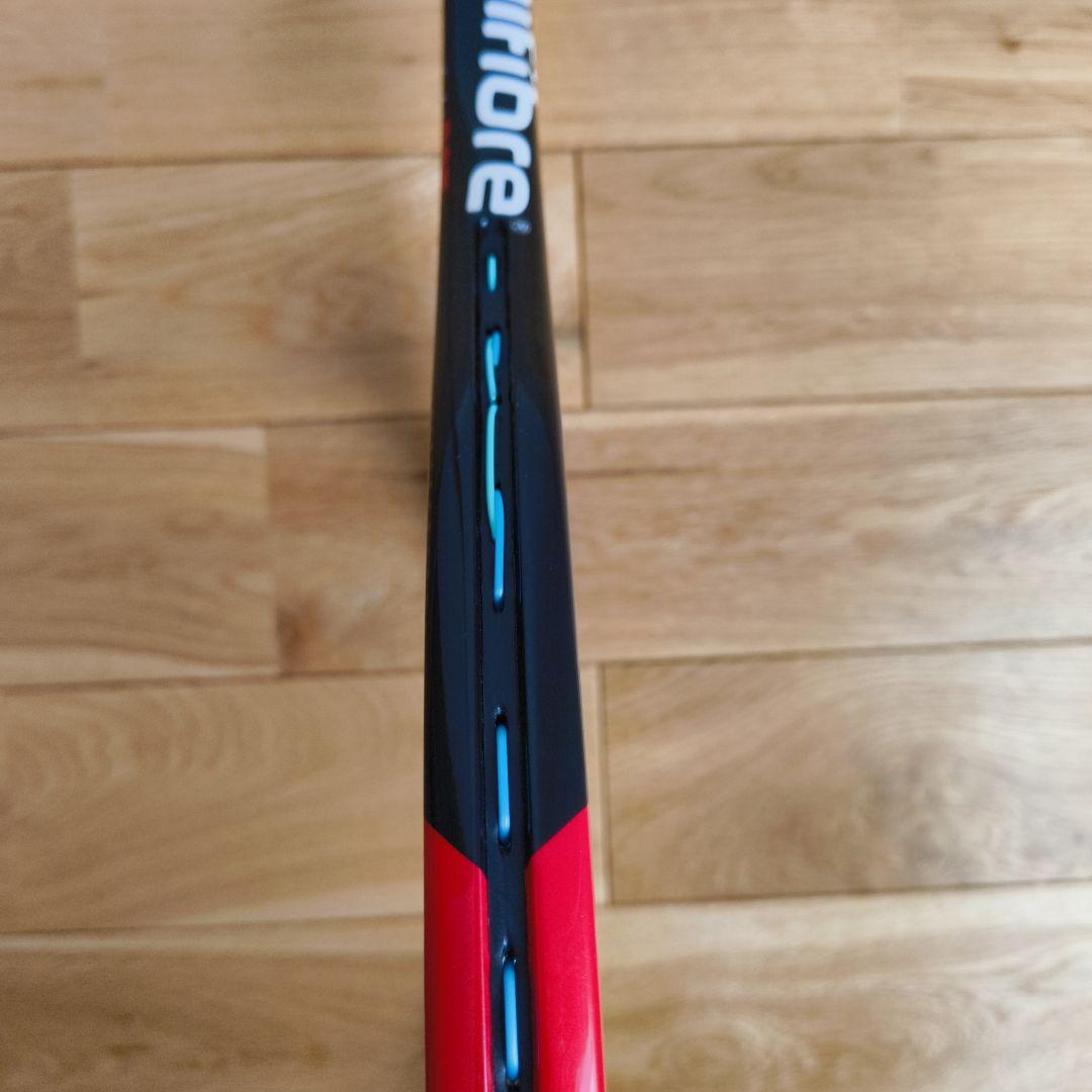 テニスラケット 305g 95インチ 18x19