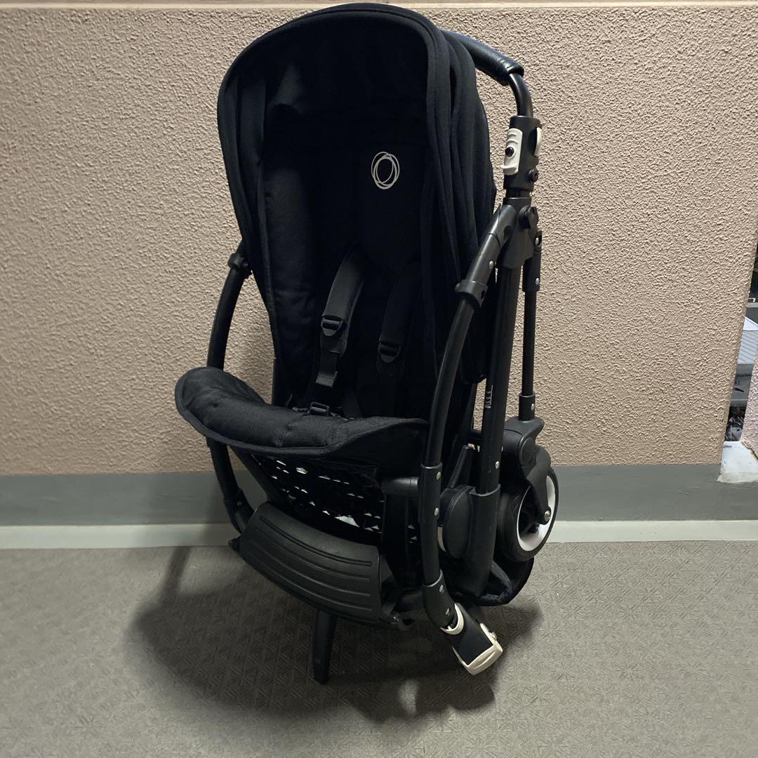 ま*︎様 【極美品】bugaboo bee5ベビーカー Allブラック　自立可