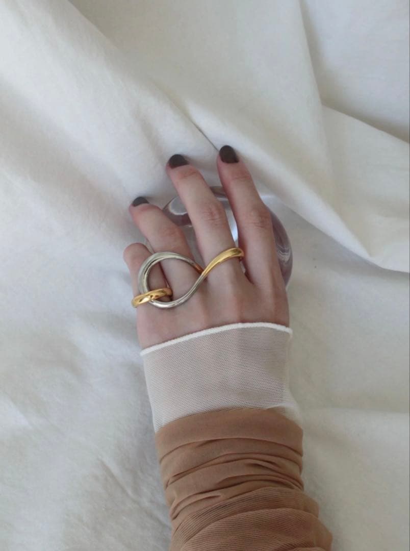 〈Soierie〉Connect eight loop ring