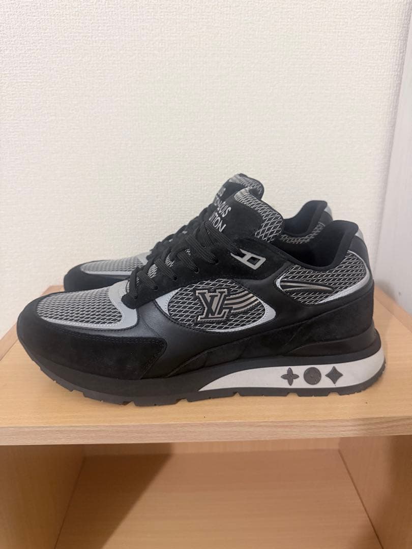 ルイヴィトン Louis vuitton ランナウェイラインスニーカー ブラック