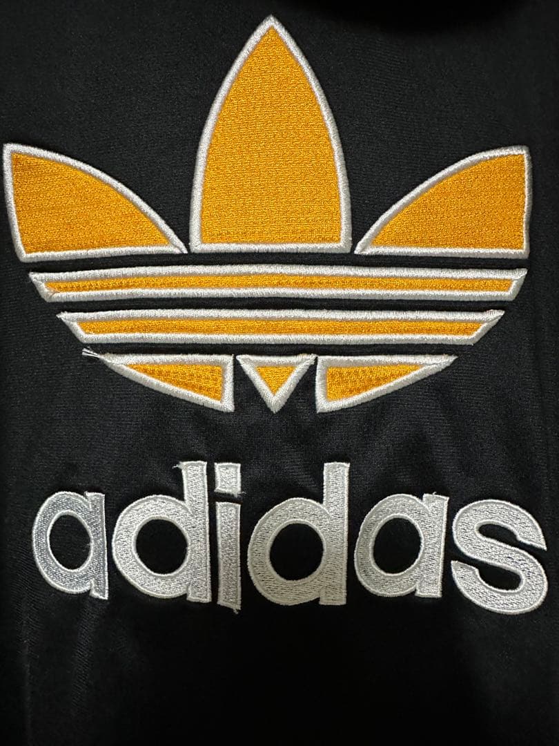 90s adidas アディダス トラックジャケット パンツ セットアップ　刺繍