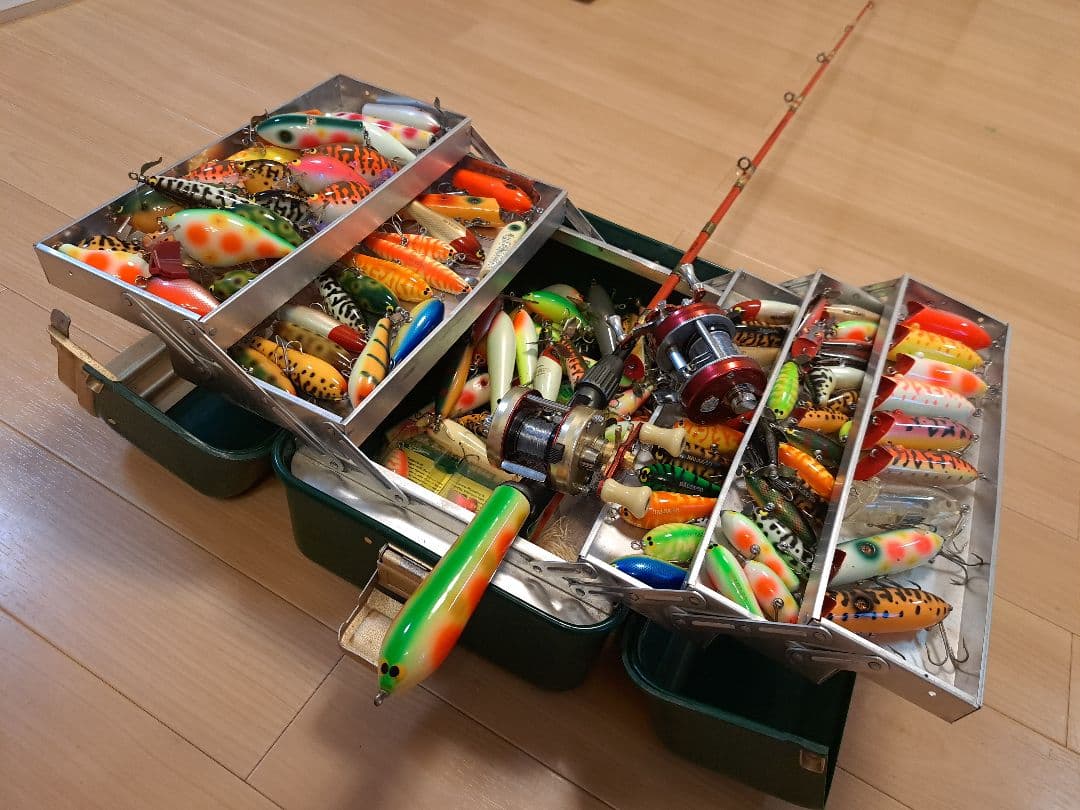 一点物　ザウルス　バルサ50　ビッグラッシュそっくりグリップ　アブ　道楽　ヘドン