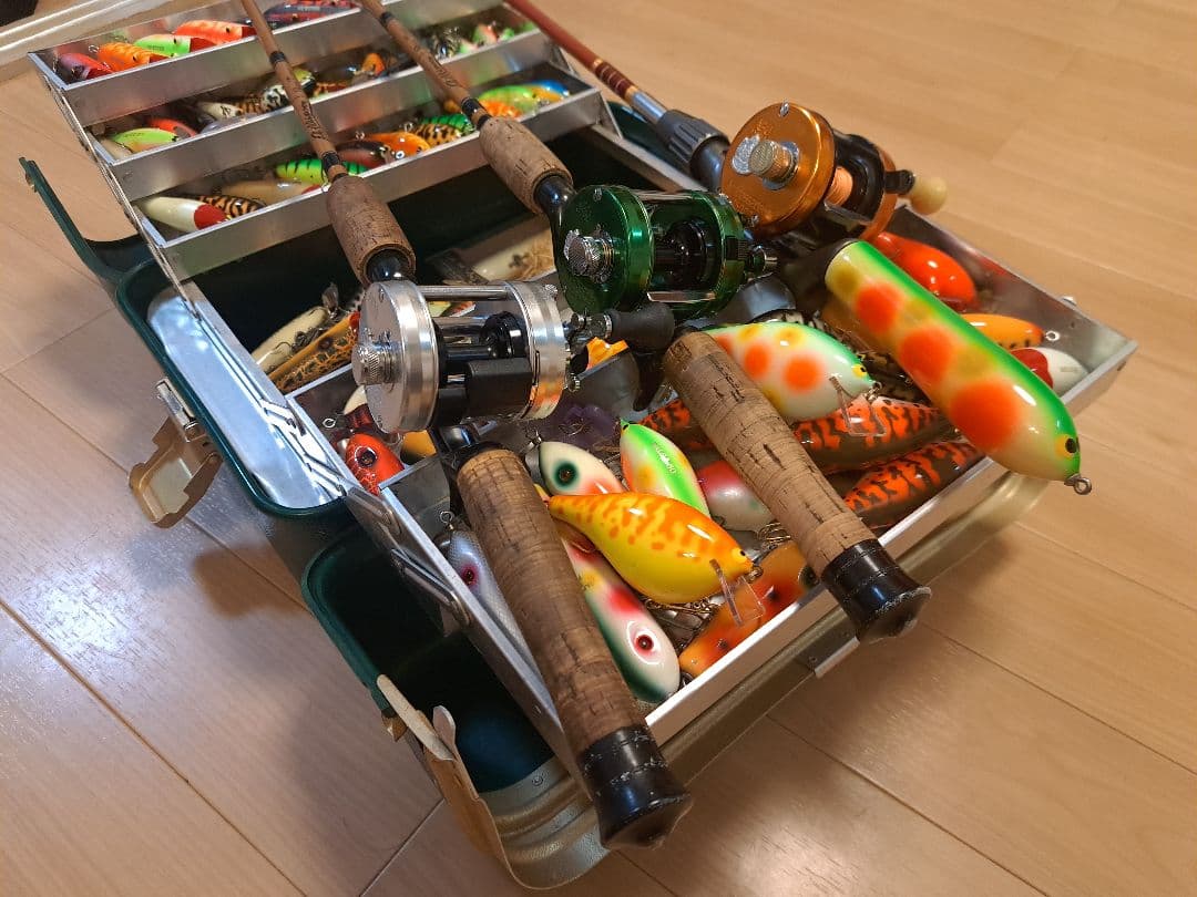 一点物　ザウルス　バルサ50　ビッグラッシュそっくりグリップ　アブ　道楽　ヘドン