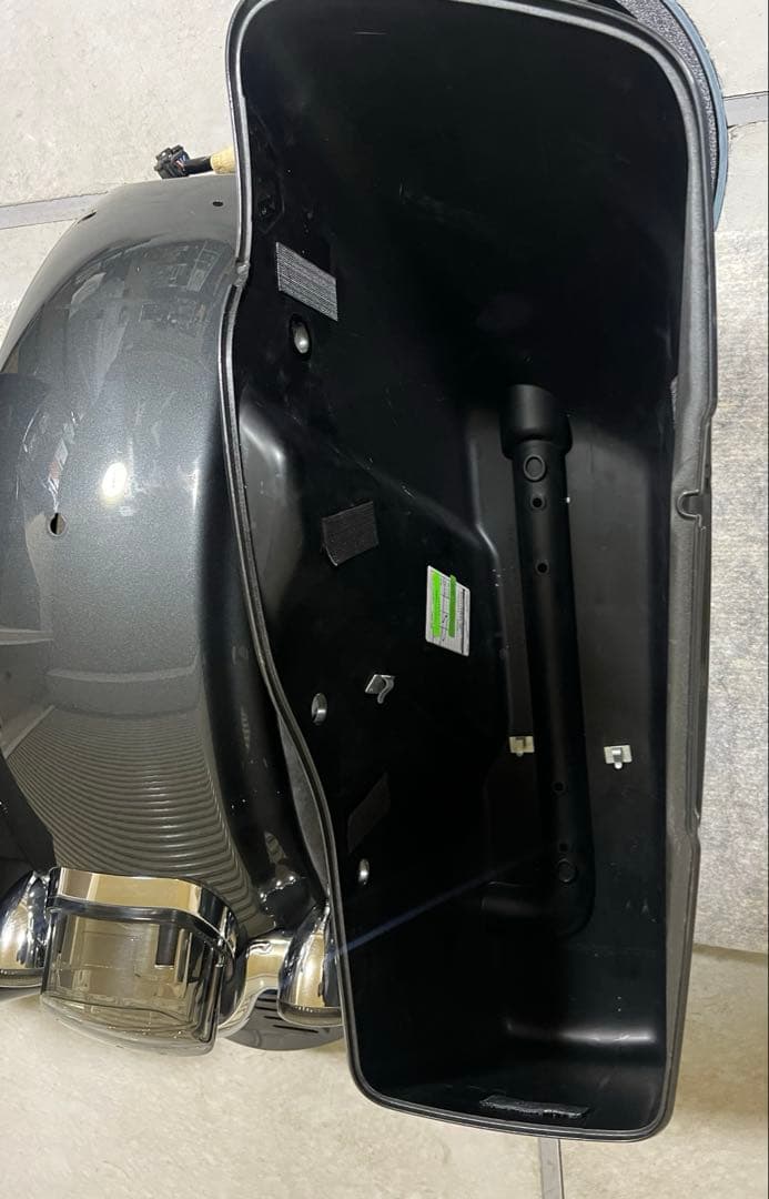 ハーレー純正 CVO サドルバック・リアフェンダー セット FLTRUSE