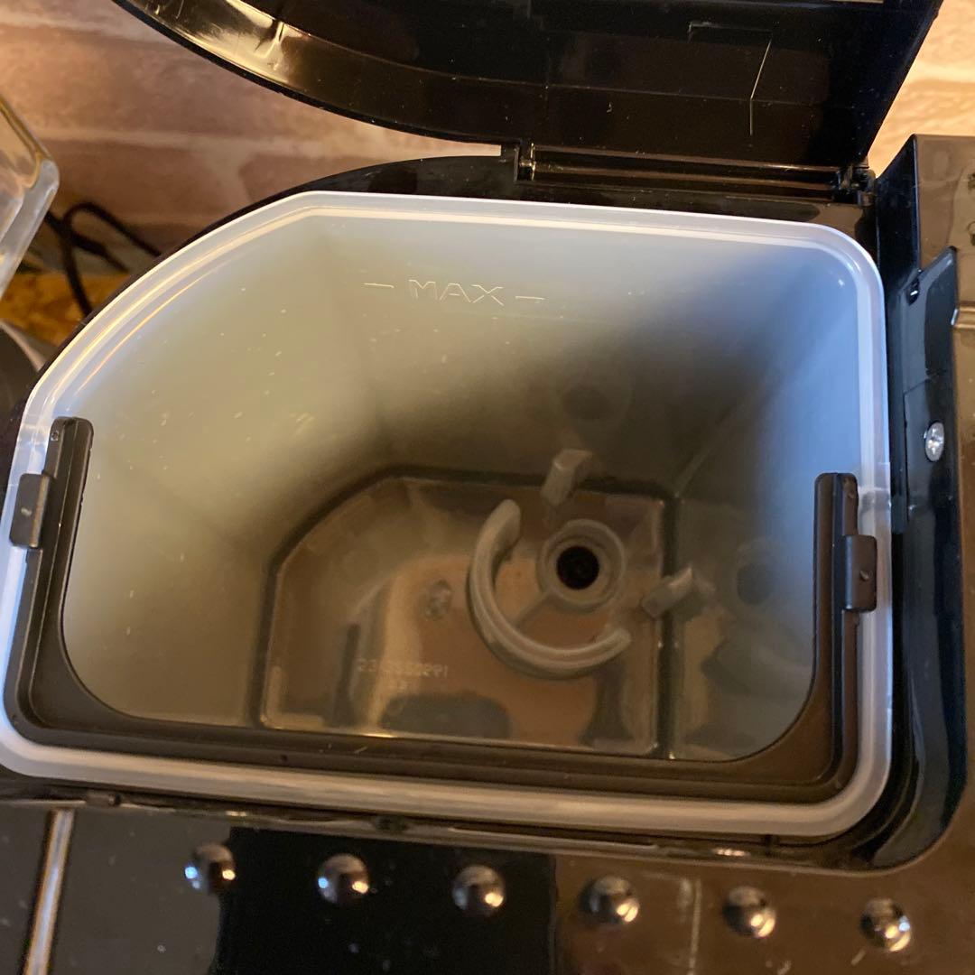 DeLonghi エスプレッソマシン BC0421