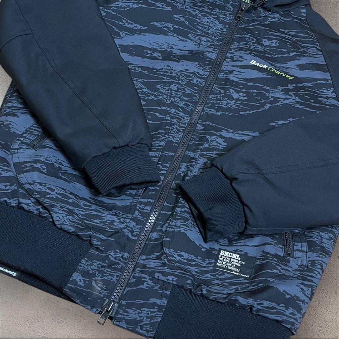 Back Channel コーデュラジャケット　フーディー カモフラ　刺繍　中綿