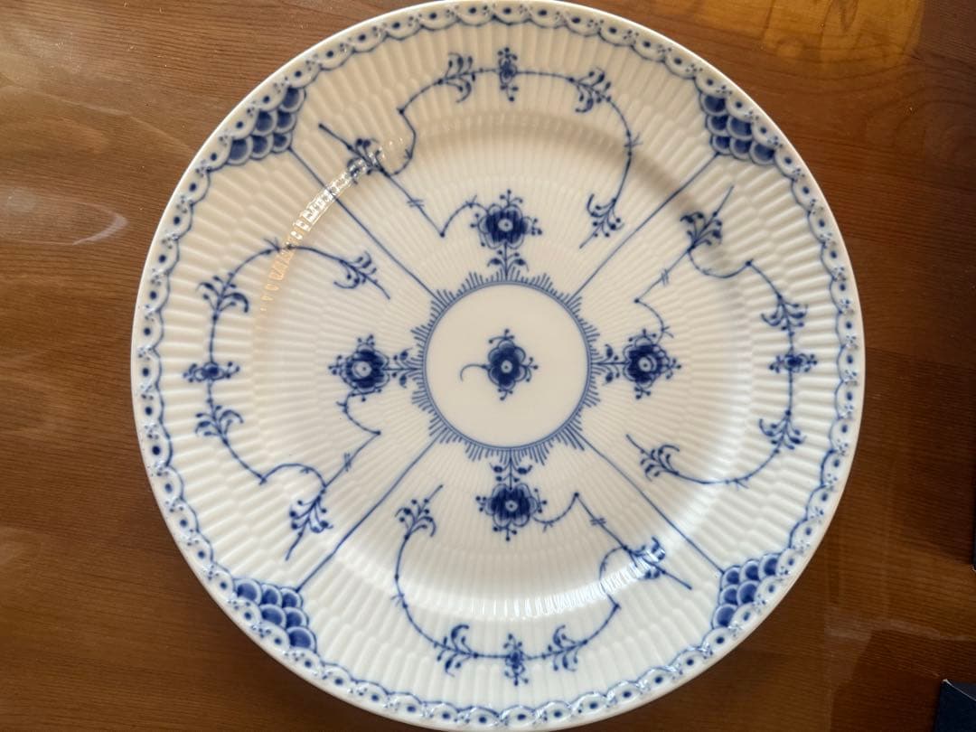 み*び様 美品　ロイヤルコペンハーゲン　ブルーフルーテッド　ハーフレース　プレー